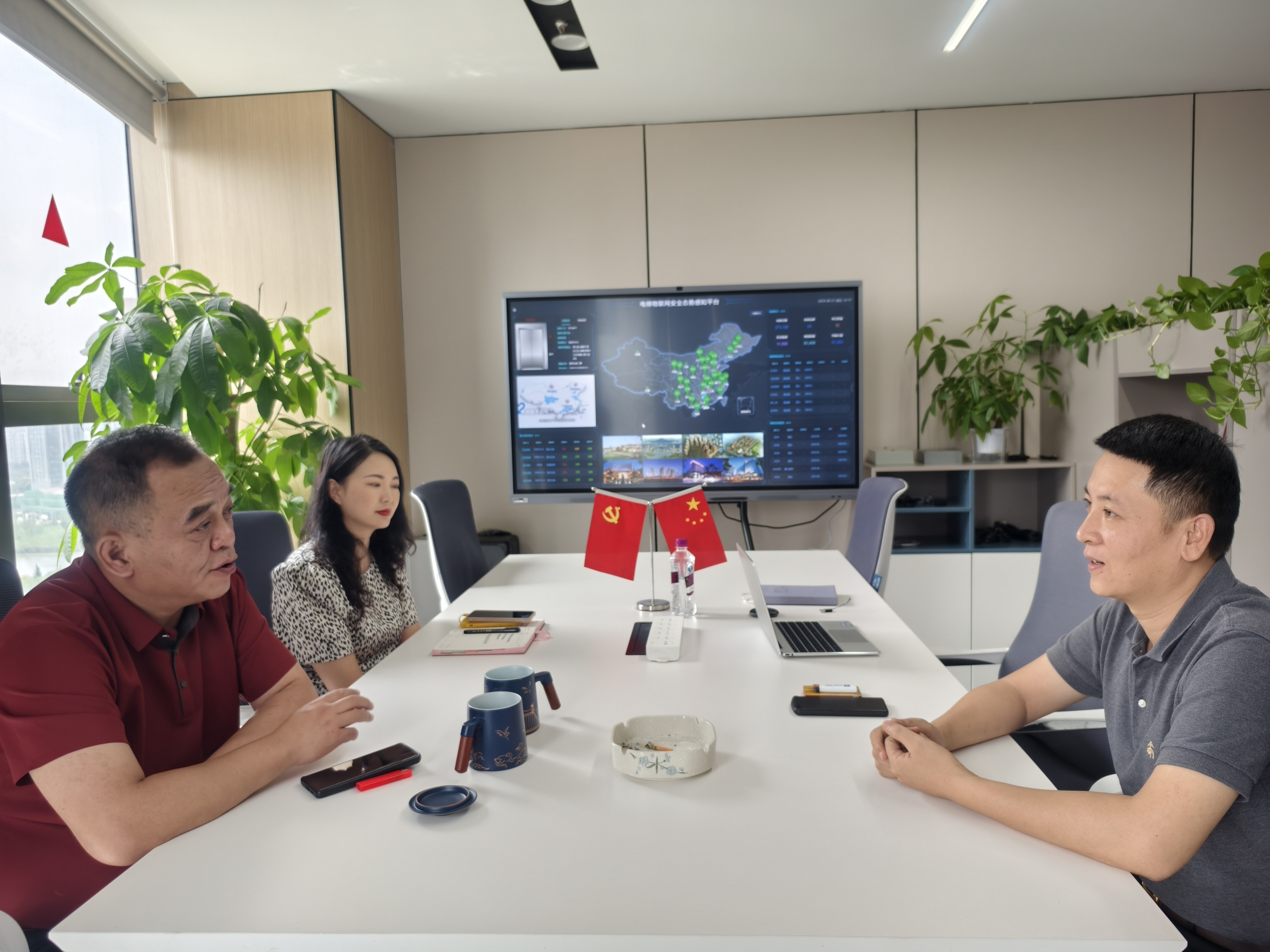 企业动态|成企联副会长余力莅临大扶科技，共探电梯安全物联网新篇章